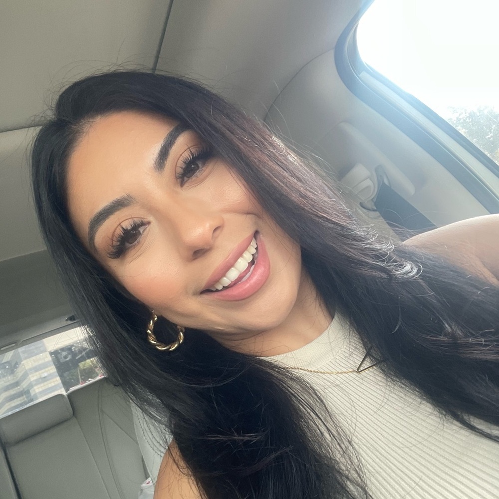 Meet your Posher, Ashley